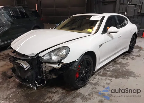 2012 Porsche Panamera 4 из США, поврежденный, VIN WP0AA2A7XCL071024